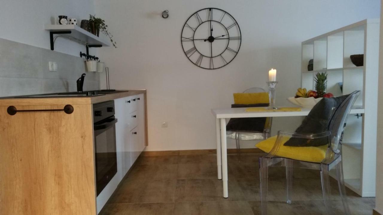 Studio Apartman Providence 希贝尼克 外观 照片