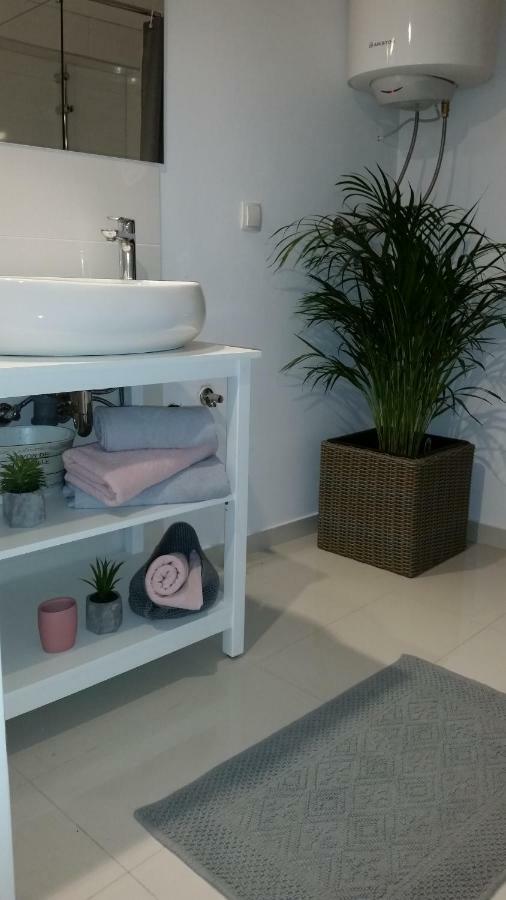 Studio Apartman Providence 希贝尼克 外观 照片