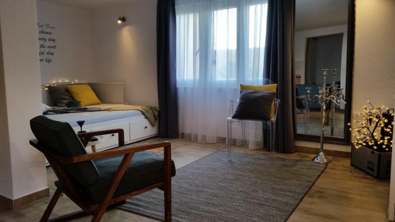 Studio Apartman Providence 希贝尼克 外观 照片